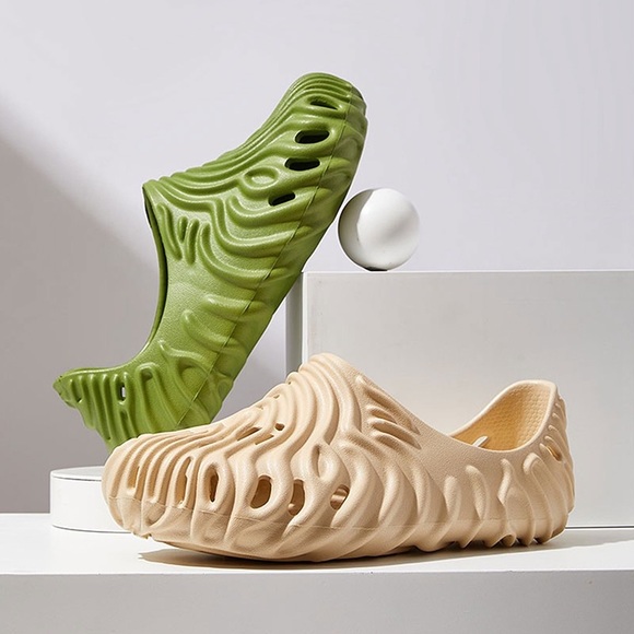 Mens slides - Picture 6 of 8